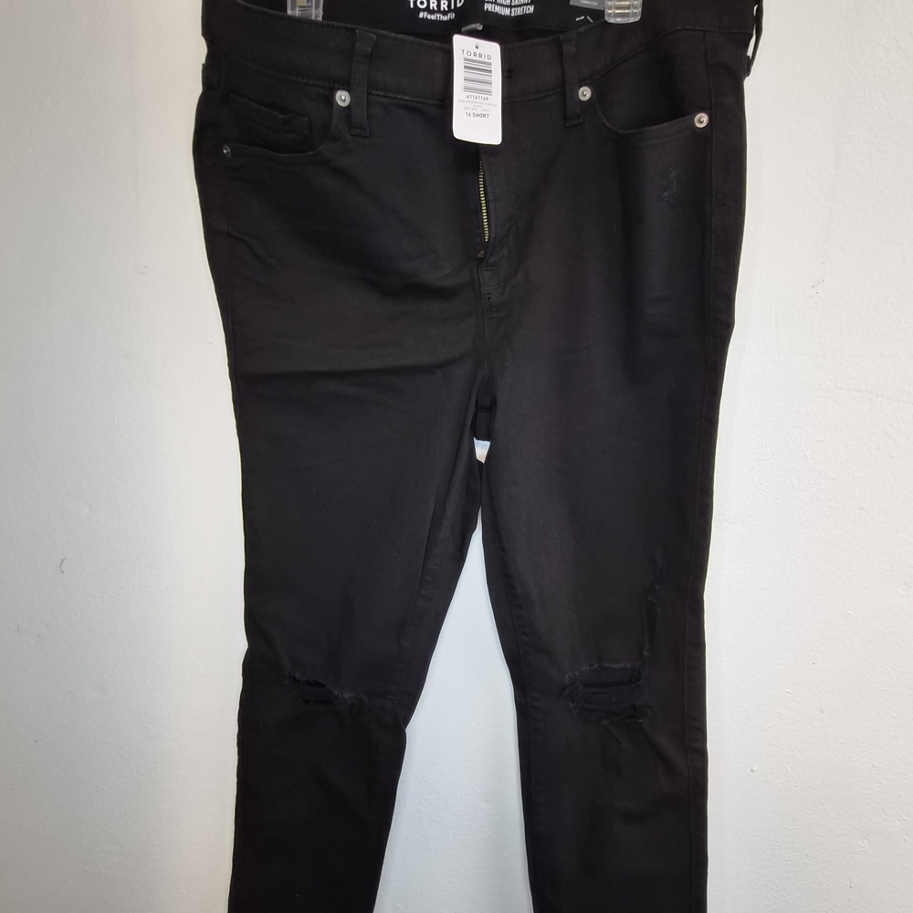 Torrid Black Sky High Skinny Jeans 16S